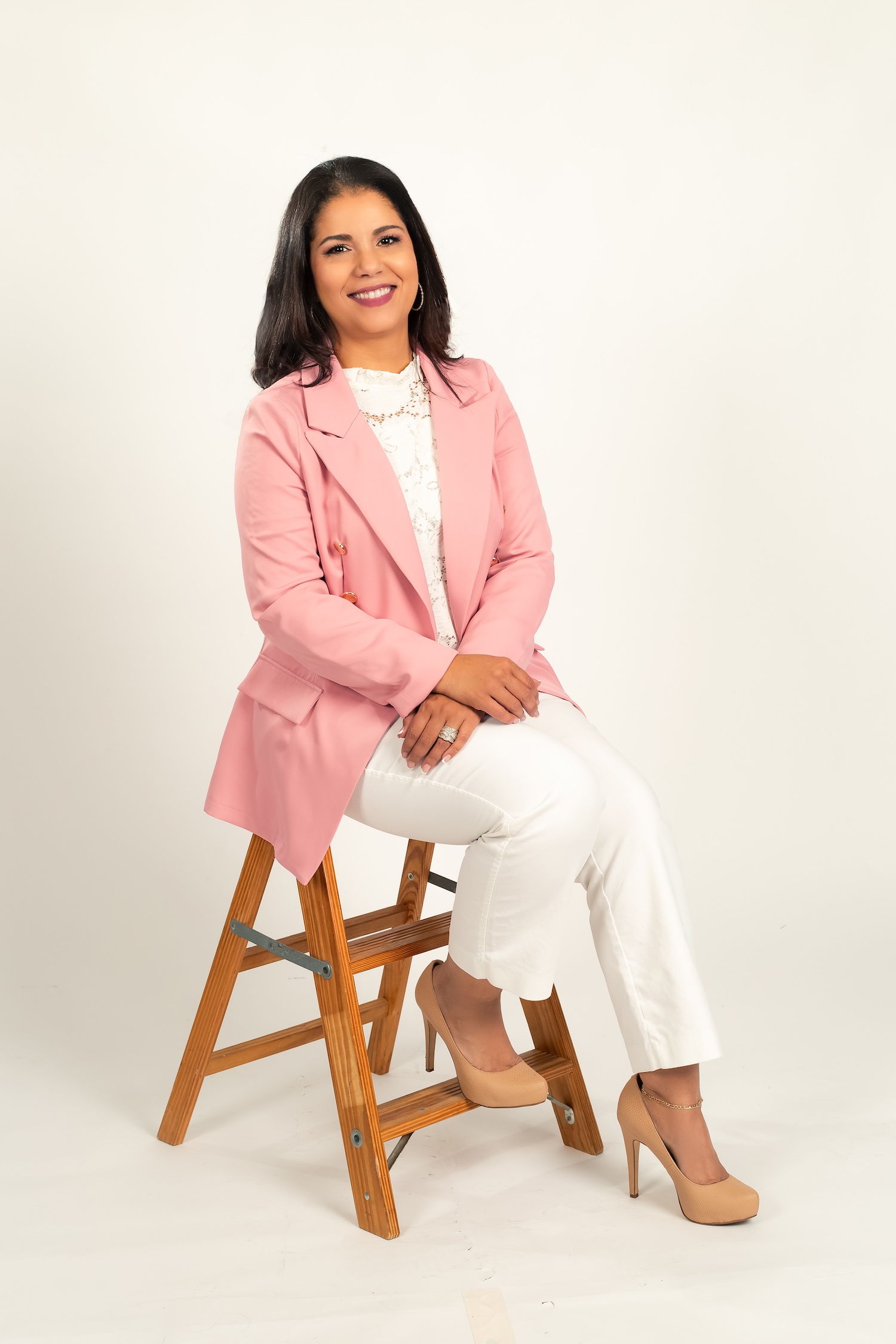 Portrait of Lucia, founder and head event planner of Events by Lucia